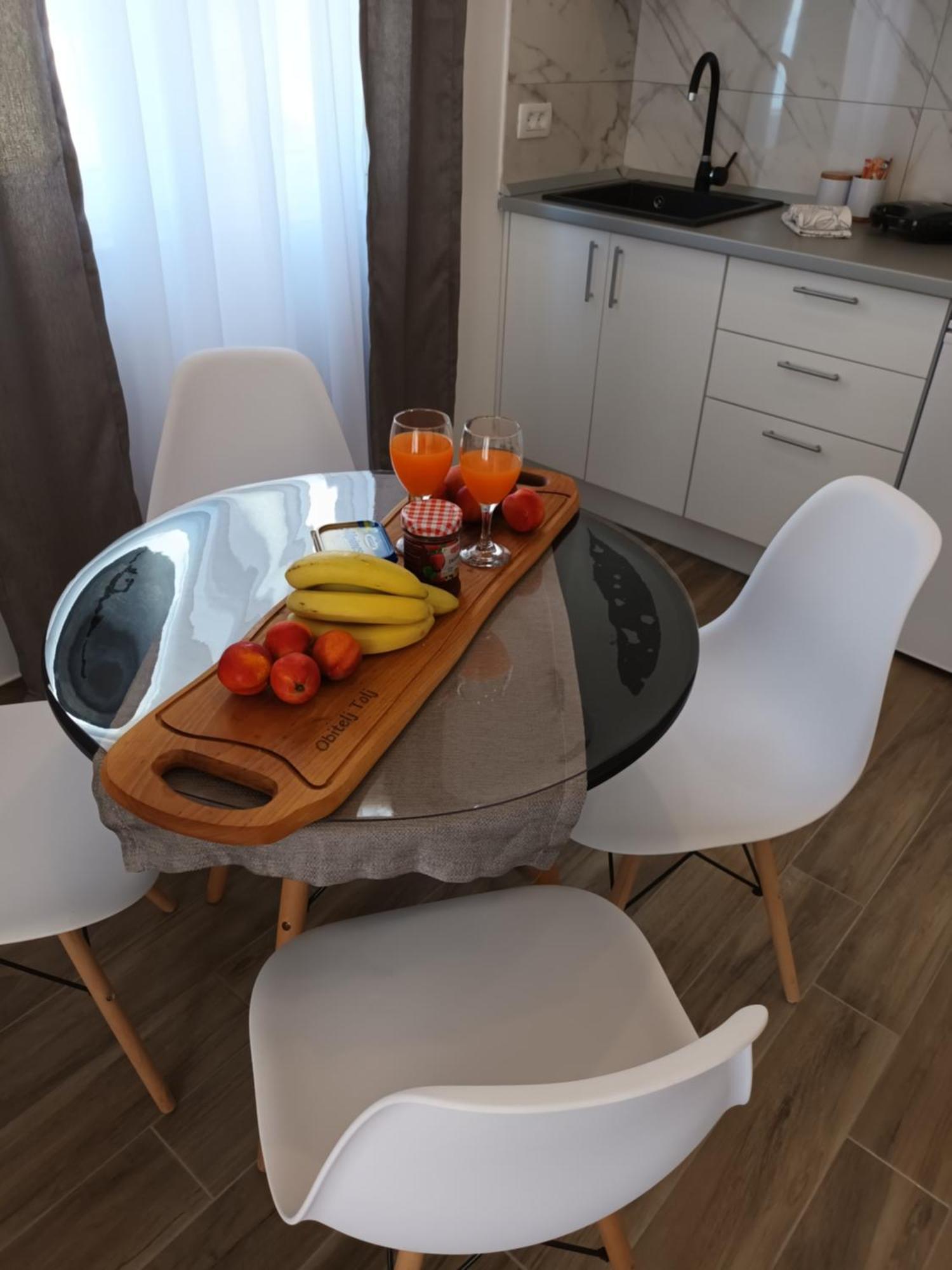 Apartment Luxury L&f Makarska